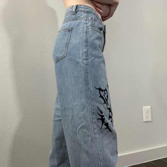 Jeans - Picture 3 of 3